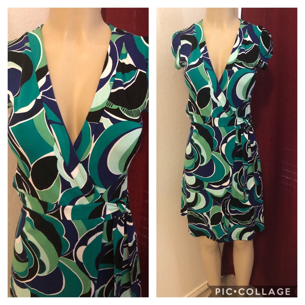 🔥Beautiful H&M Wrap Around Dress Size 6!🔥